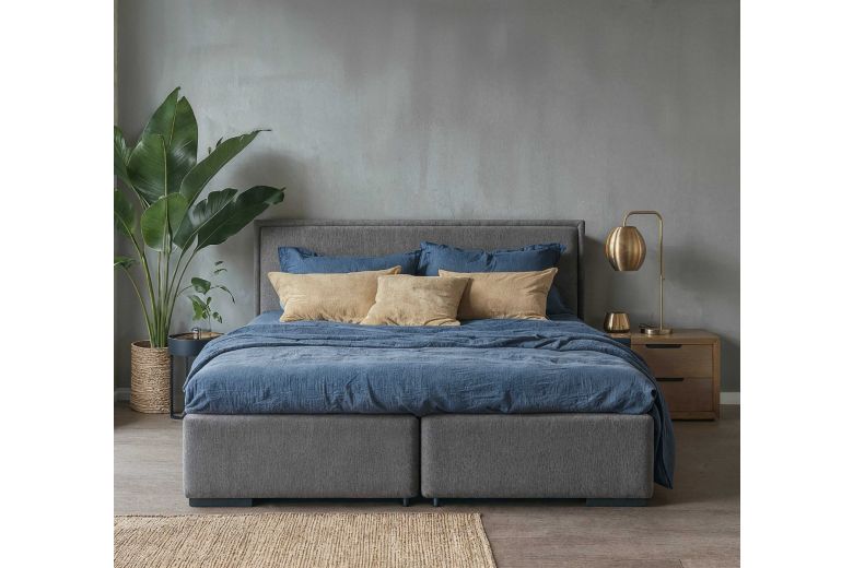 Boxspring bed 200x200 - Nord (With storage box)