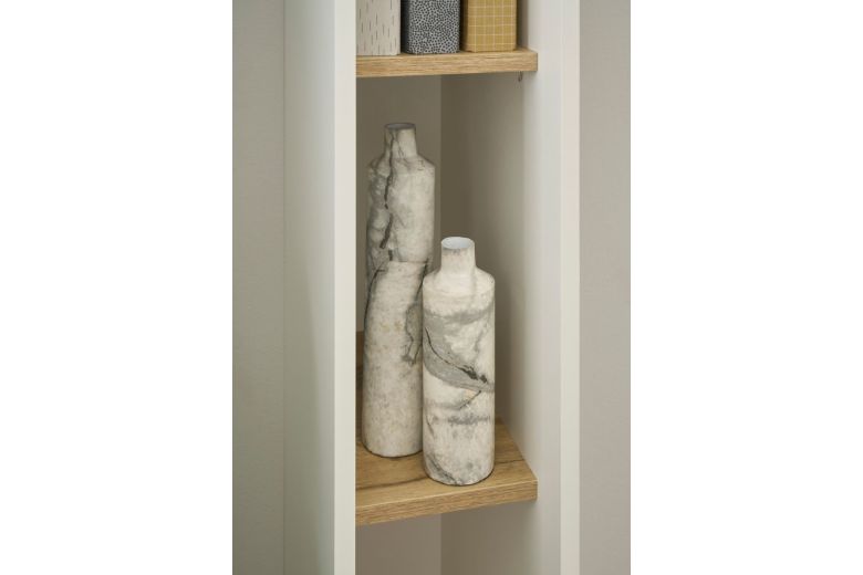 Display case - City