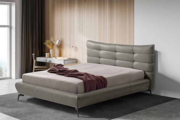 Leather upholstered bed - Willow (With storage box)